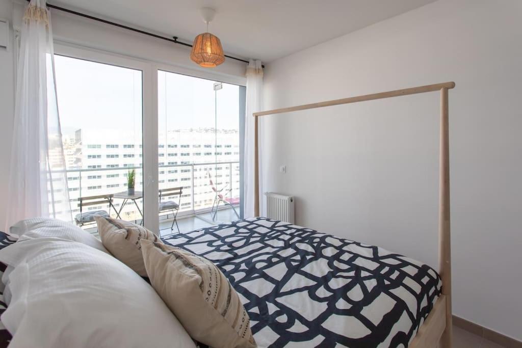 L17 Arenas Suite 3 Balconies 5Mins To The Sea Nisa Exterior foto
